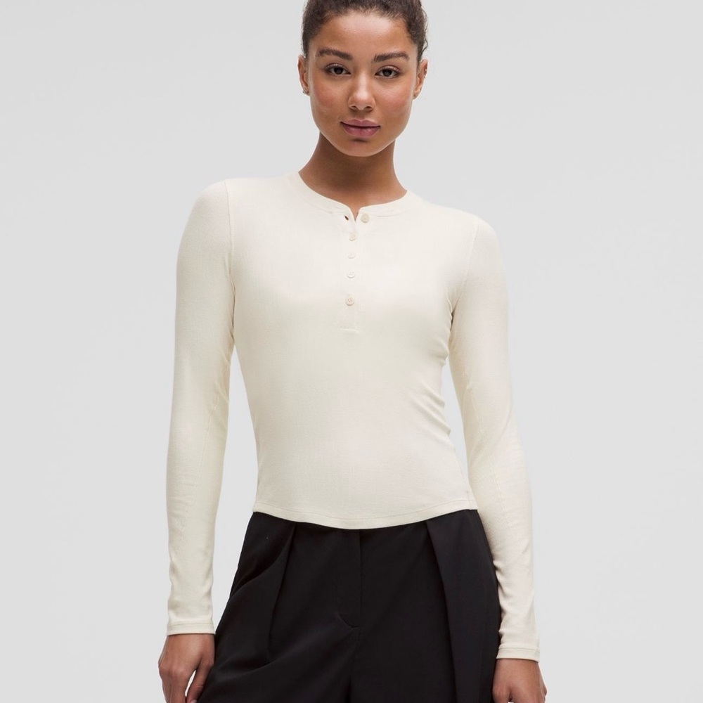 Lululemon Hensley Hold Tight in Bone